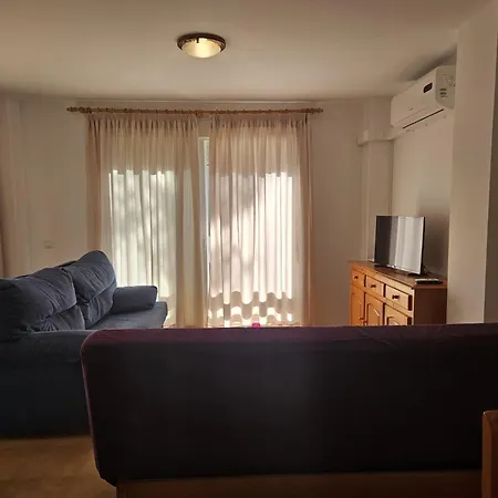 Apartment Edison Camp *